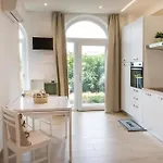 P010 - Porto Recanati, Nuovo Monolocale Fronte Mare Апартаменты *