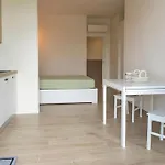 P010 - Porto Recanati, Nuovo Monolocale Fronte Mare *