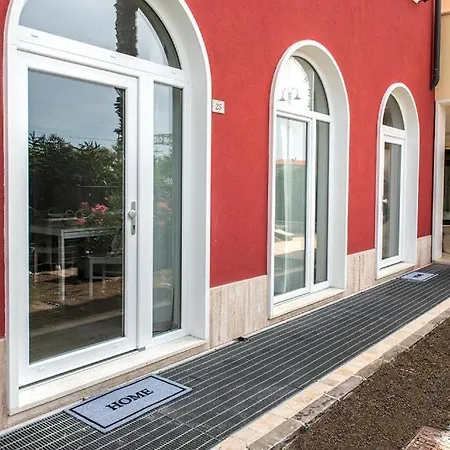 Daire P010 - Porto Recanati, Nuovo Monolocale Fronte Mare *